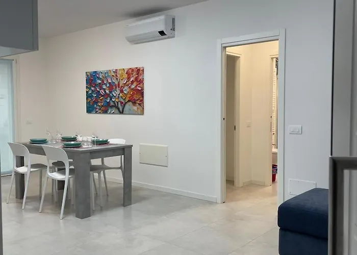 Marina Garden 카톨리카